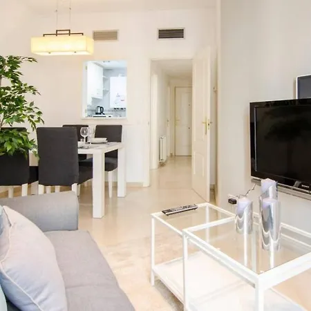 Cruz Apartment Madrid Exterior photo