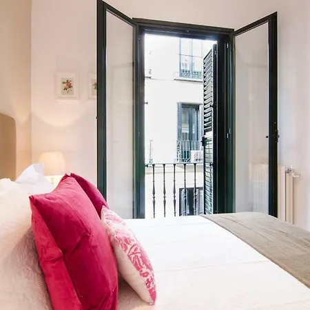 Cruz Apartment Madrid Exterior photo